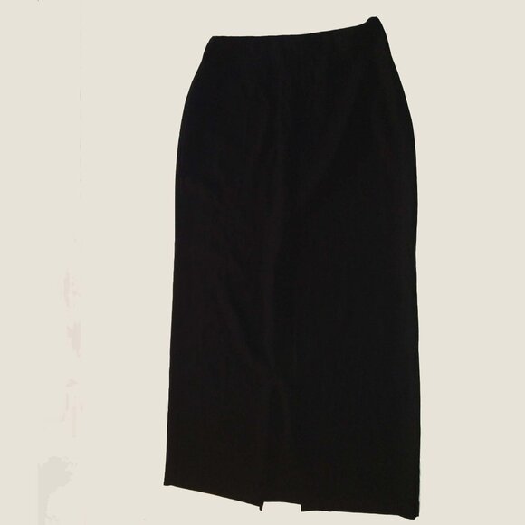 Black long skirt, Medium size, Ricki's, Made in Canada - Picture 1 of 3